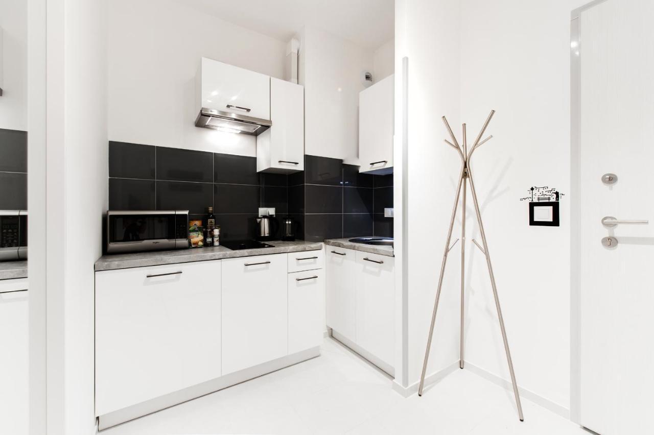 Super Apart Dywizjonu 303 175/8 Apartamento Varsovia Habitación foto