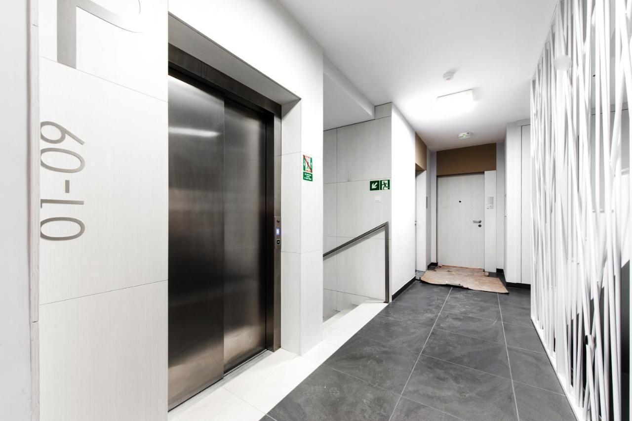 Super Apart Dywizjonu 303 175/8 Apartamento Varsovia Habitación foto