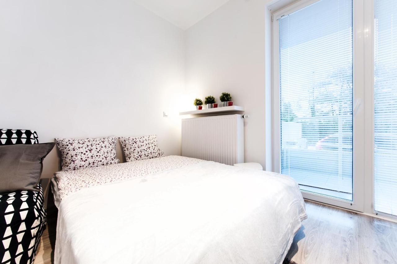 Super Apart Dywizjonu 303 175/8 Apartamento Varsovia Habitación foto
